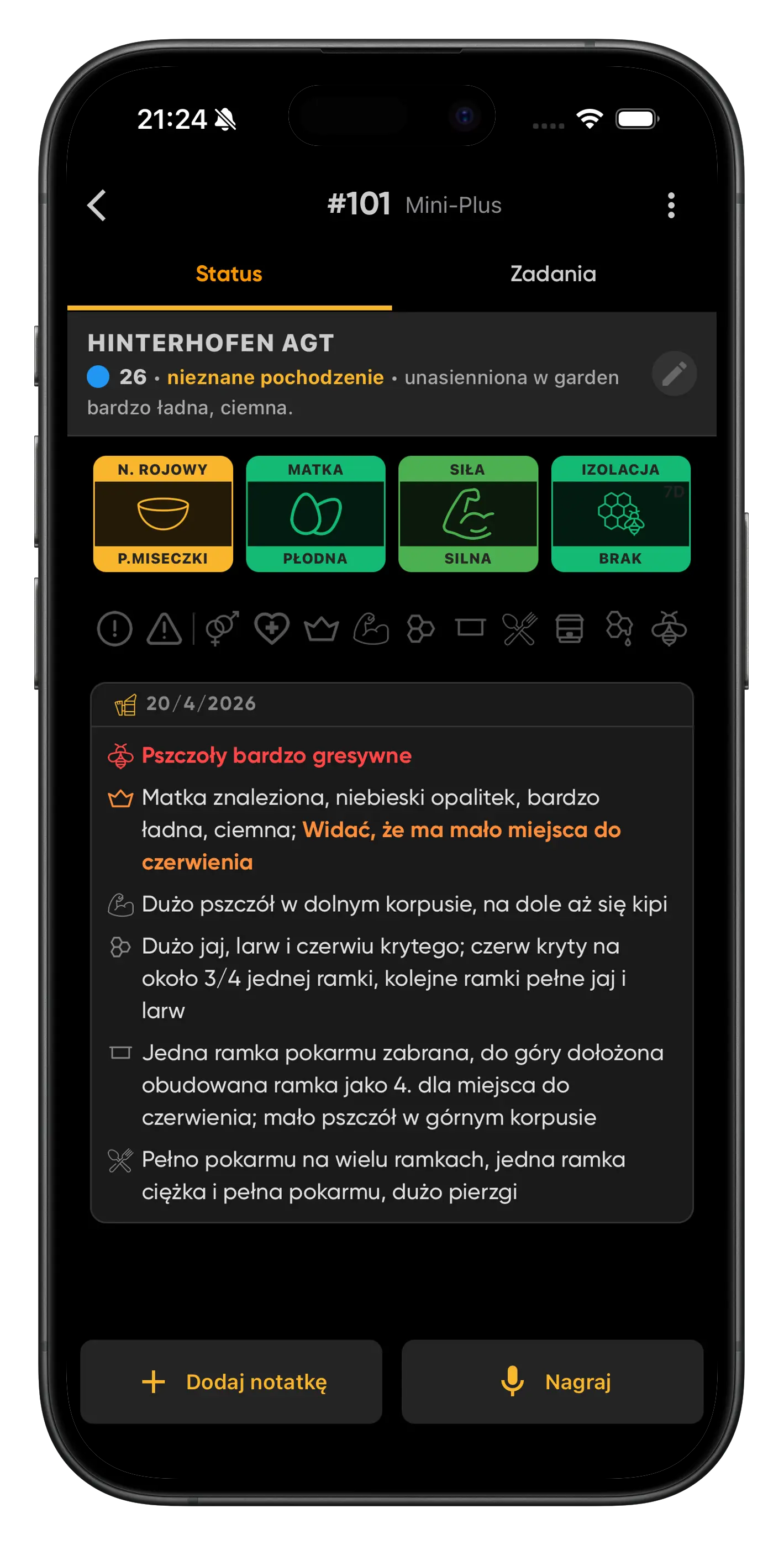 Hive status screen in the Fluxabee app — inspection history, categorized notes, tasks